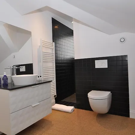 Les Tourelles Guest house 4*