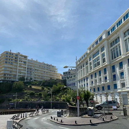 招待所 Les Tourelles 比亚里茨