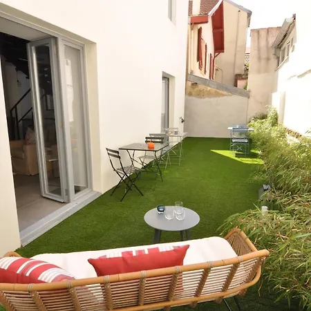 Les Tourelles Guest house