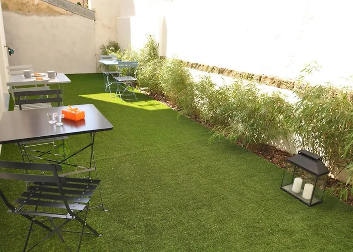 Гостевой дом Les Tourelles 3*