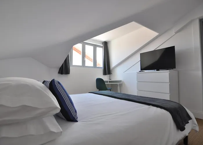 Les Tourelles Биарриц