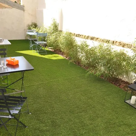 Gasthuis Les Tourelles 3*