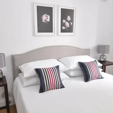 Konukevi Les Tourelles