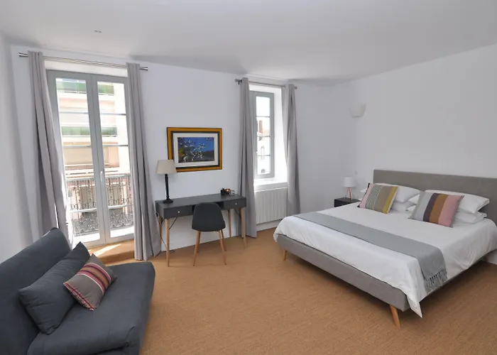 Affittacamere Les Tourelles 3*